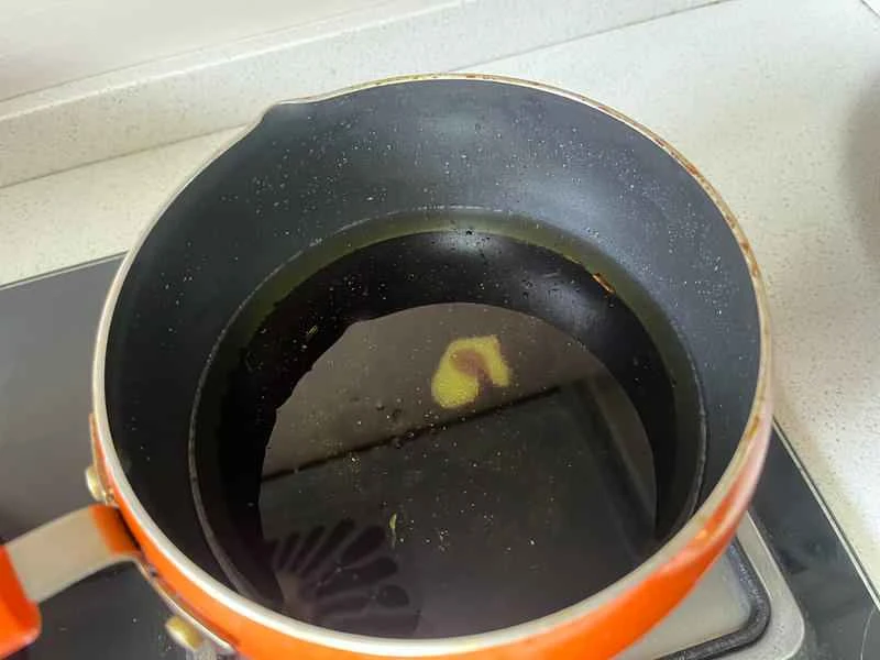 How to make pure milk hand-torn toast: Step 1