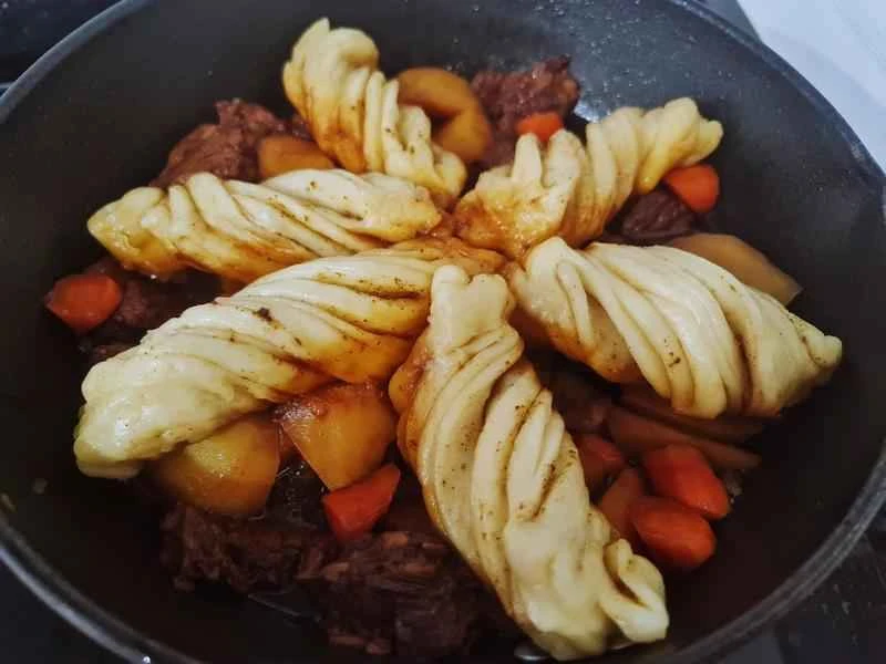 How to make pure milk hand-torn toast: Step 1