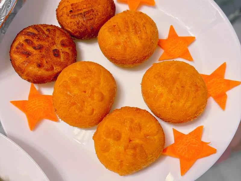 How to make pure milk hand-torn toast: Step 1