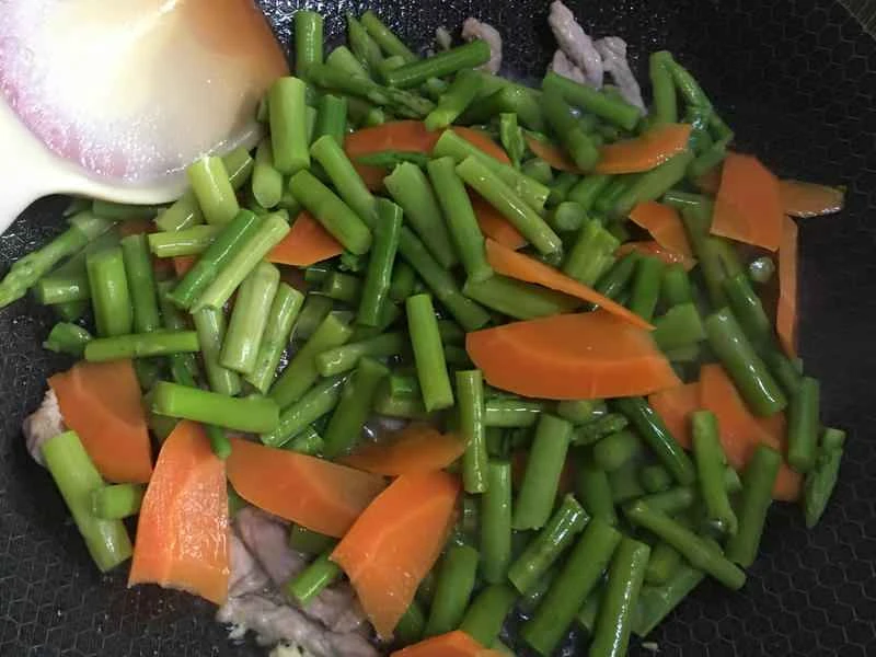 How to make pure milk hand-torn toast: Step 1