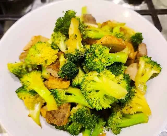 👩‍🍳 Broccoli and Pork Stir-fry (Home-style Dish) Recipe