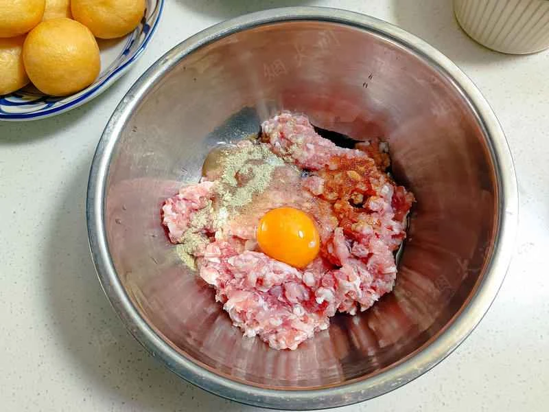 How to make pure milk hand-torn toast: Step 1