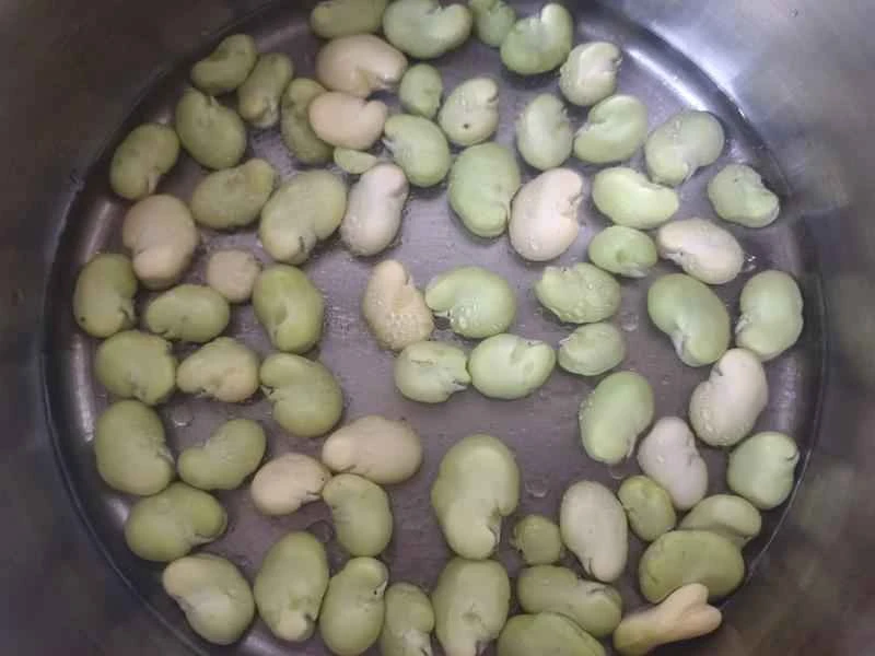 How to make pure milk hand-torn toast: Step 1