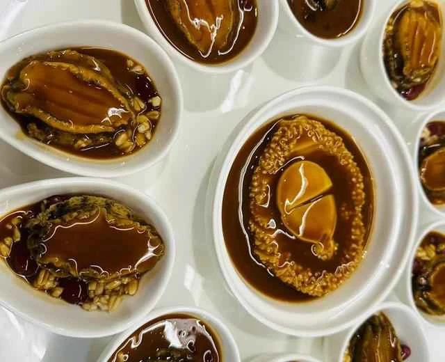 Shrimp and Tofu Stew: A very appetizing and delicious home-style dish. (Recipe from Jiayuguan)