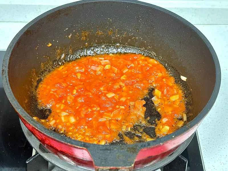 How to make pure milk hand-torn toast: Step 1