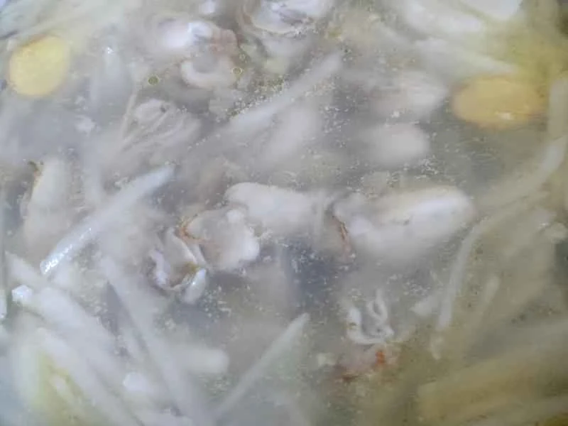 How to make pure milk hand-torn toast: Step 1