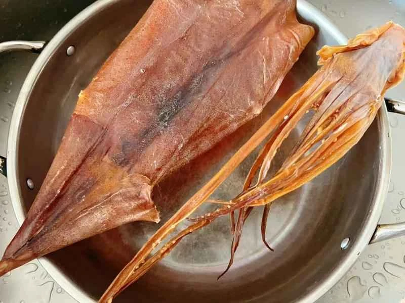 How to make pure milk hand-torn toast: Step 1