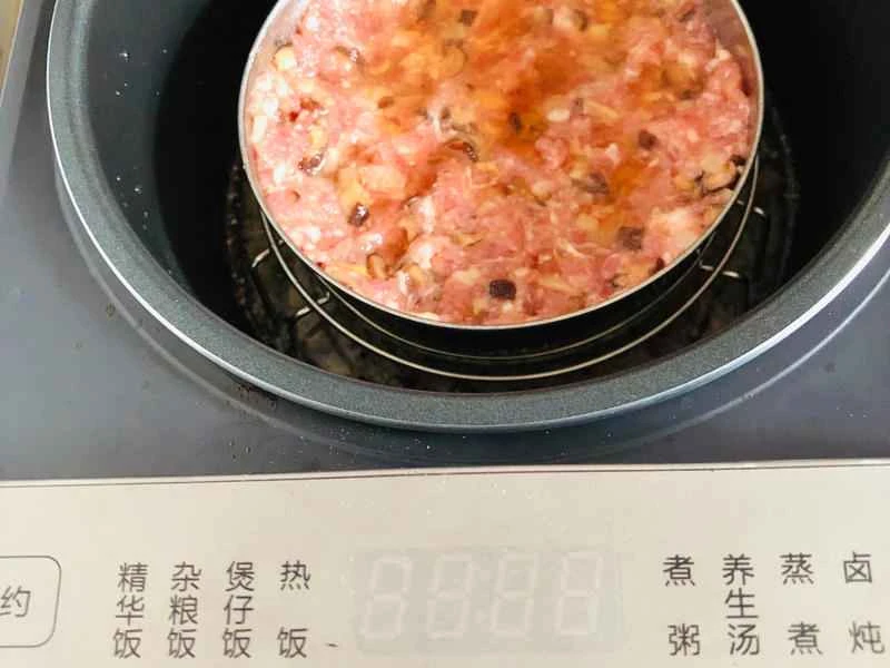 How to make pure milk hand-torn toast: Step 1