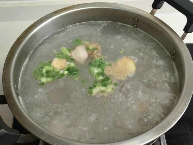 How to make pure milk hand-torn toast: Step 1