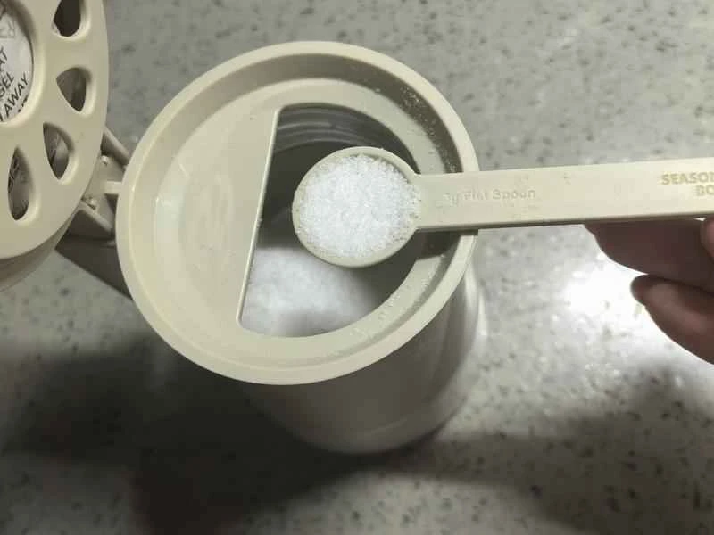 How to make pure milk hand-torn toast: Step 1