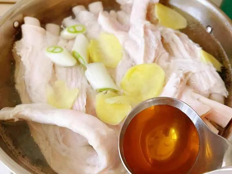 How to make pure milk hand-torn toast: Step 1