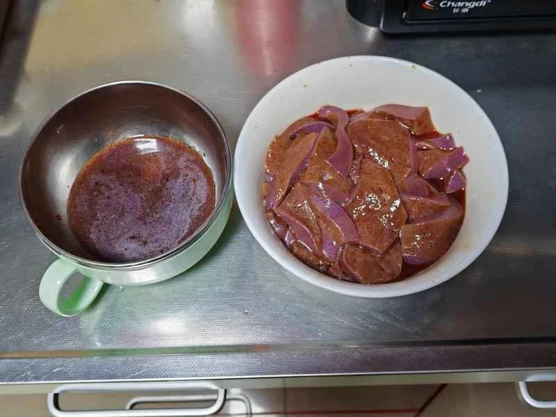 How to make pure milk hand-torn toast: Step 1