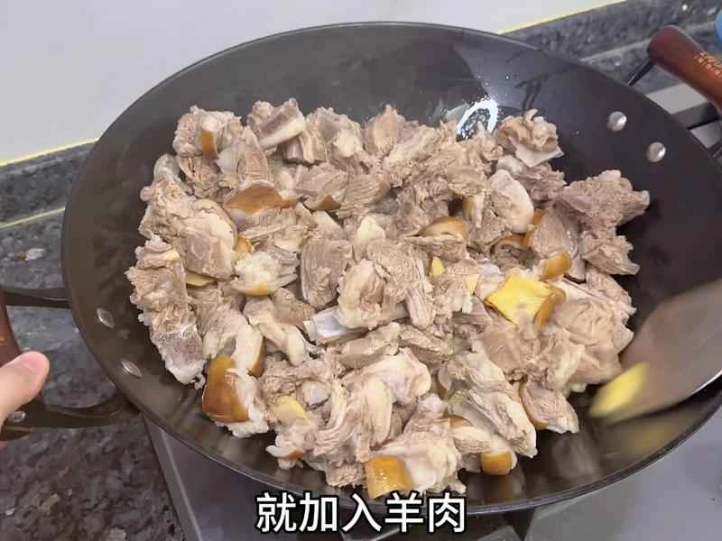 How to make pure milk hand-torn toast: Step 1