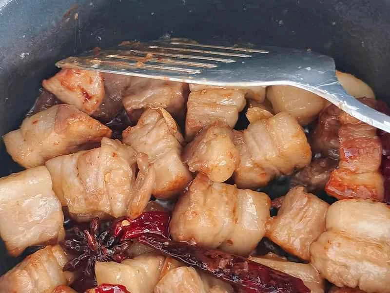 How to make pure milk hand-torn toast: Step 1