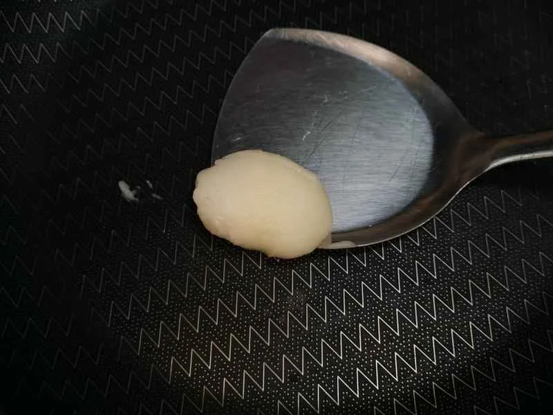 How to make pure milk hand-torn toast: Step 1