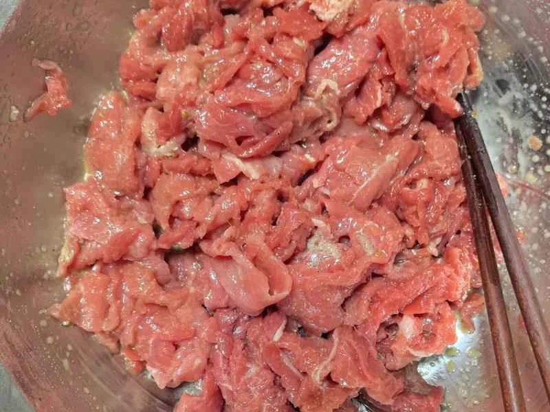 How to make pure milk hand-torn toast: Step 1