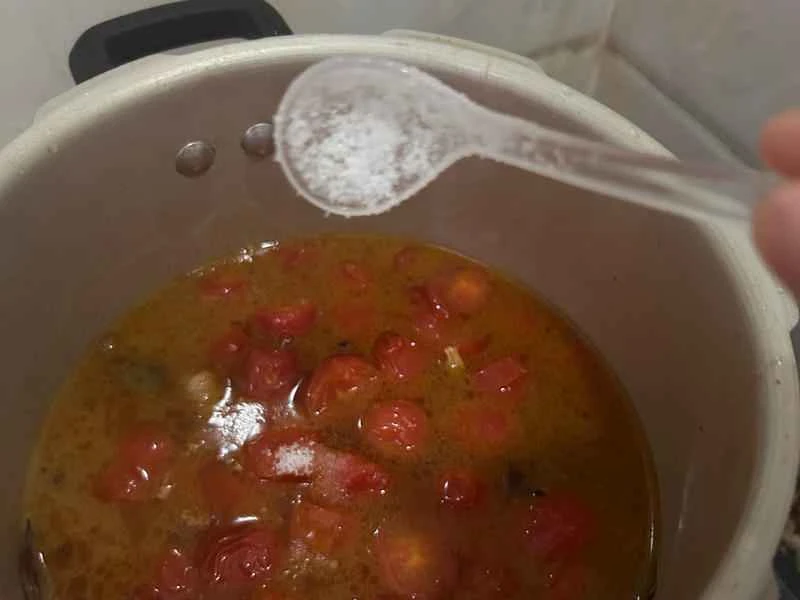 How to make pure milk hand-torn toast: Step 1