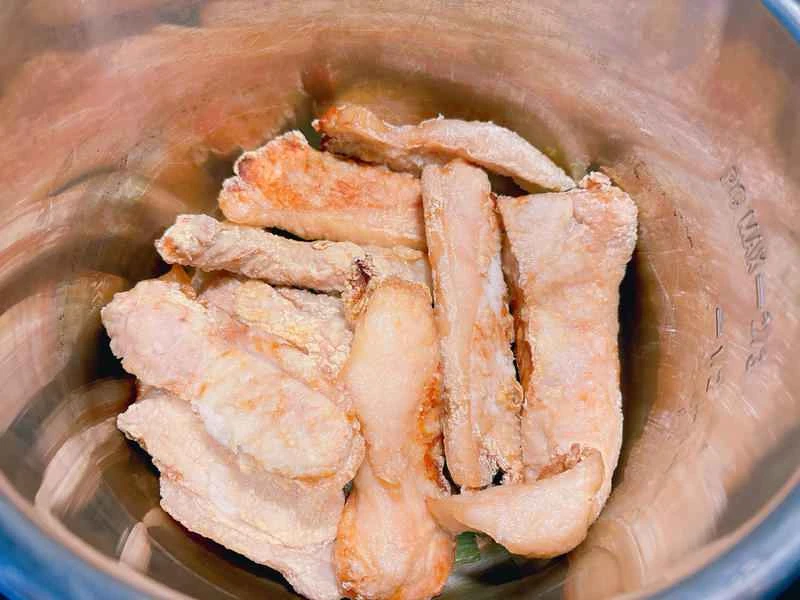 How to make pure milk hand-torn toast: Step 1