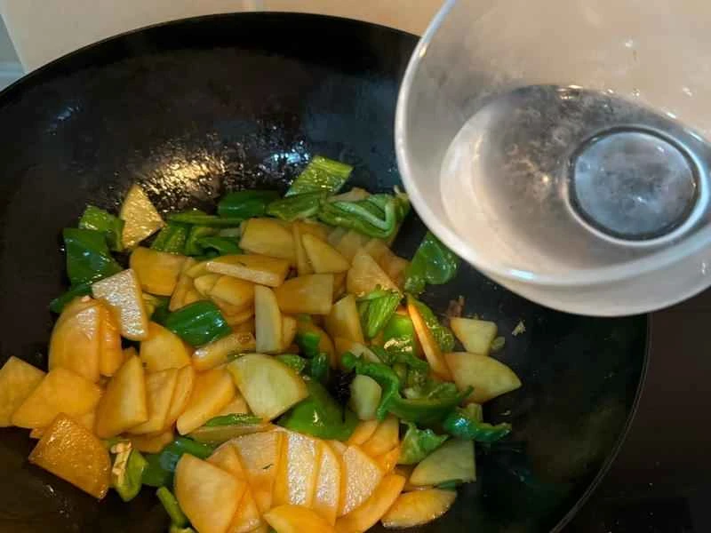 How to make pure milk hand-torn toast: Step 1