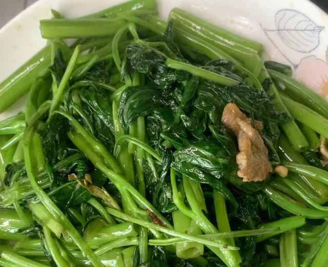 Episode 6 - Home-Style Dish: Recipe for Stir-Fried Water Spinach