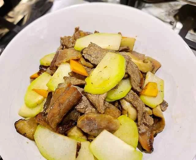 👩‍🍳Stir-fried Beef with Cured Meat and Chayote (Home-style Dish) Recipe