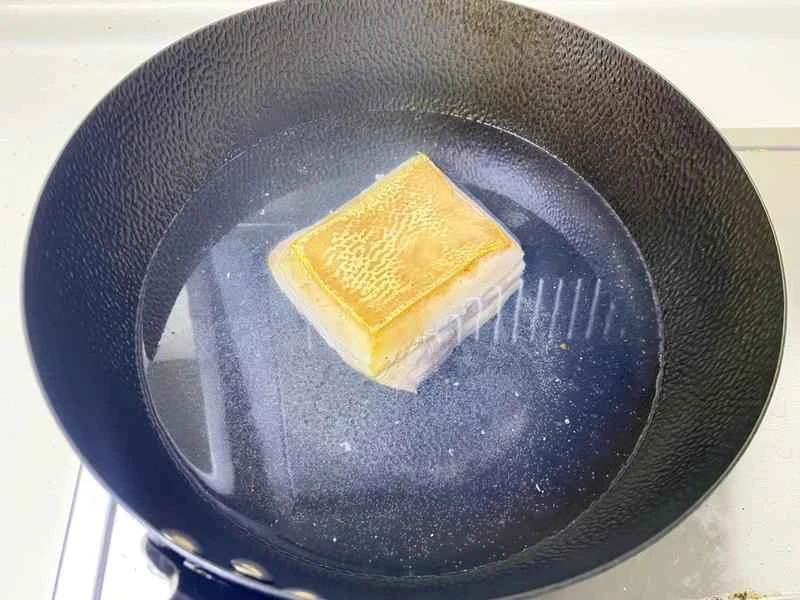 How to make pure milk hand-torn toast: Step 1