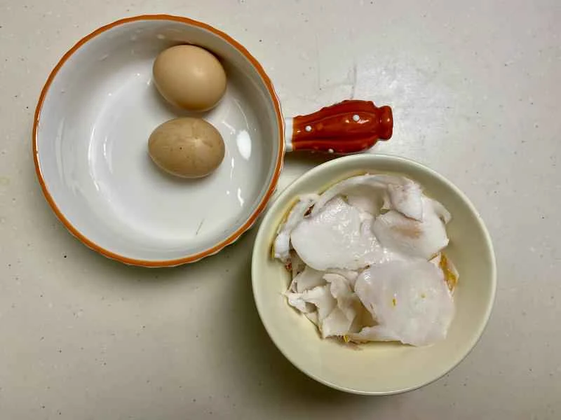 How to make pure milk hand-torn toast: Step 1