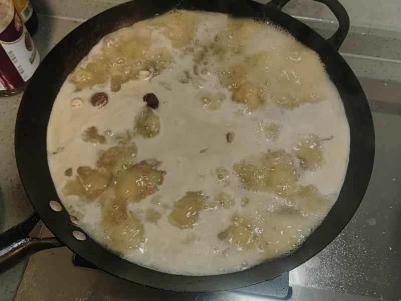 How to make pure milk hand-torn toast: Step 1