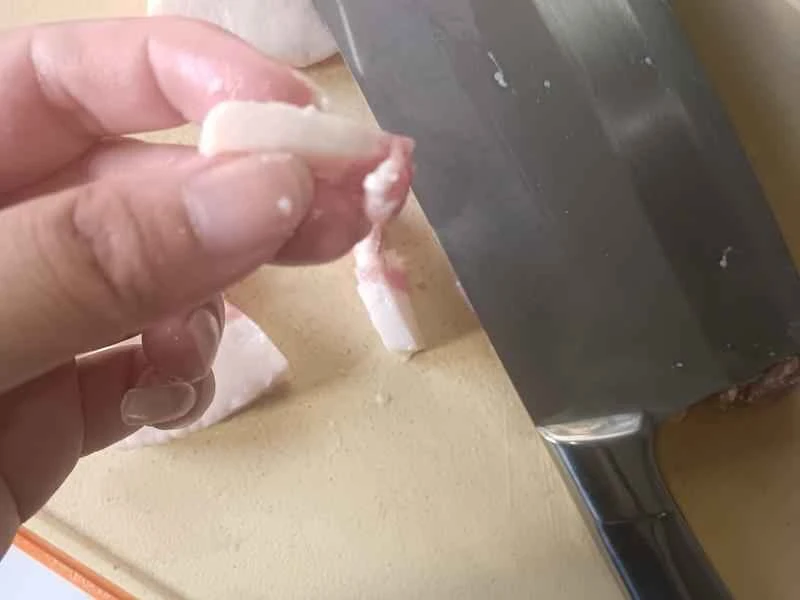 How to make pure milk hand-torn toast: Step 1