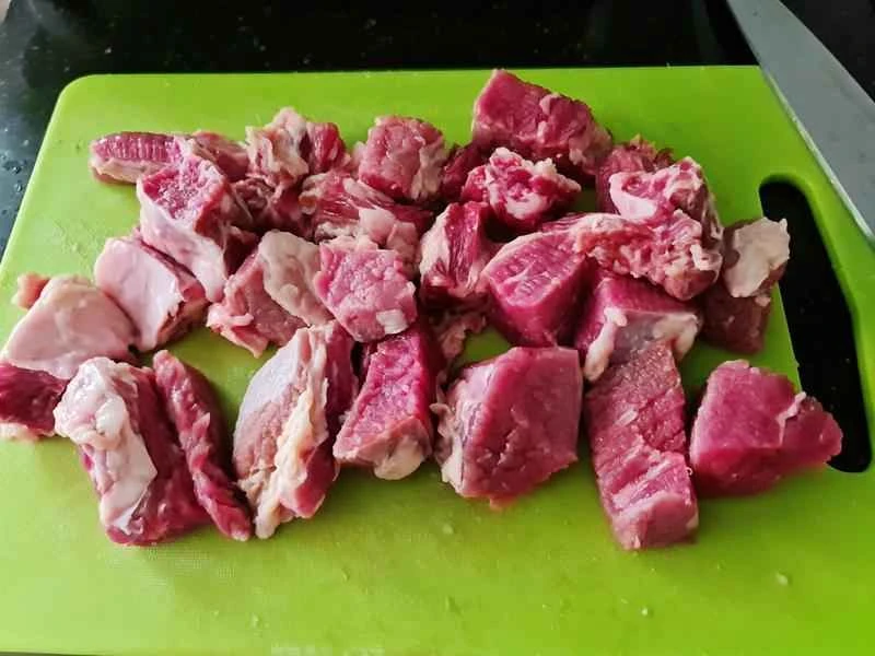 How to make pure milk hand-torn toast: Step 1