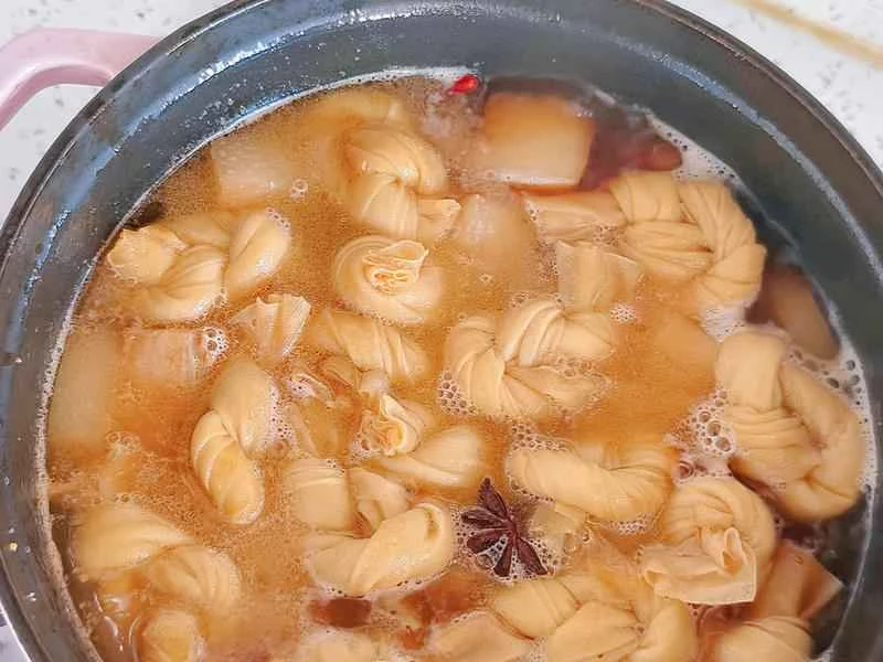 How to make pure milk hand-torn toast: Step 1