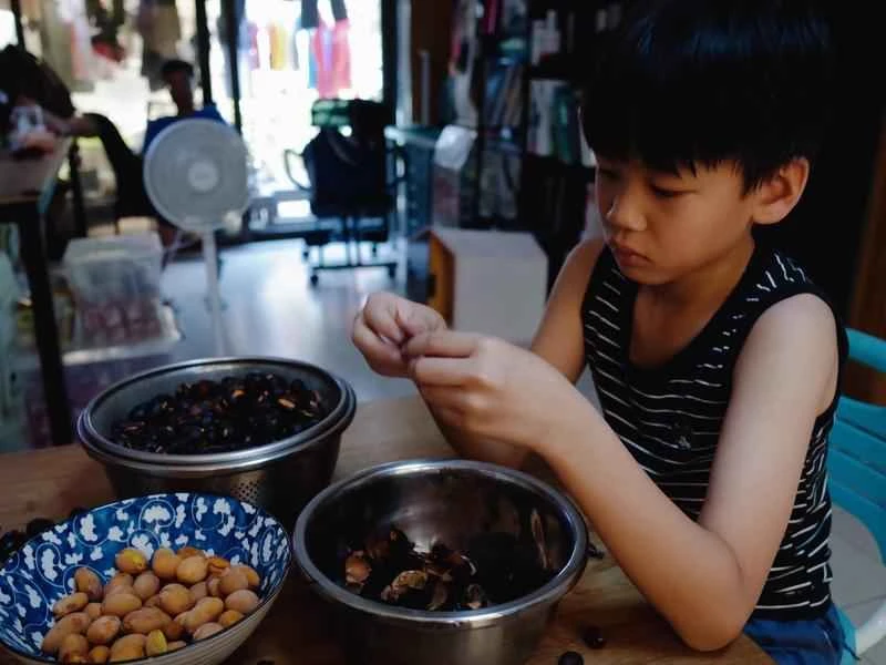How to make pure milk hand-torn toast: Step 1
