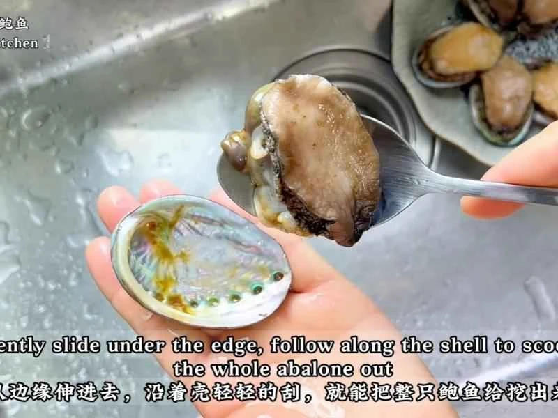 How to make pure milk hand-torn toast: Step 1