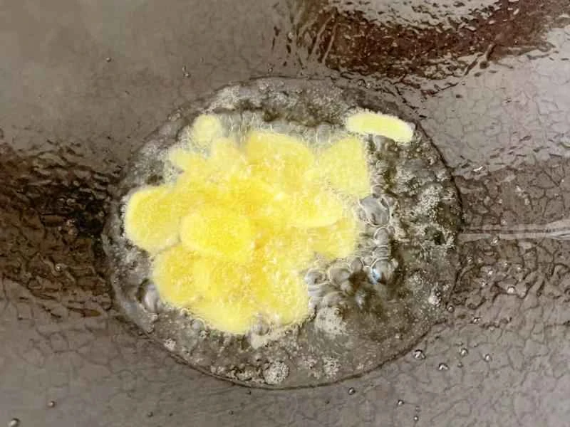 How to make pure milk hand-torn toast: Step 1