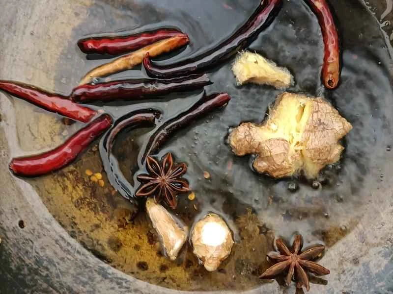 How to make pure milk hand-torn toast: Step 1