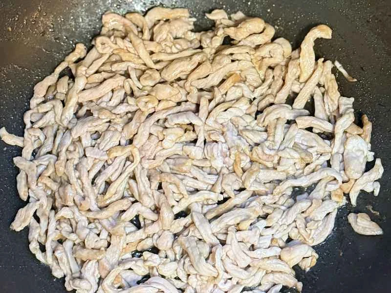 How to make pure milk hand-torn toast: Step 1