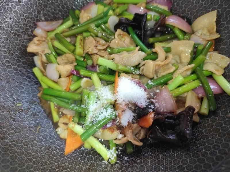 How to make pure milk hand-torn toast: Step 1