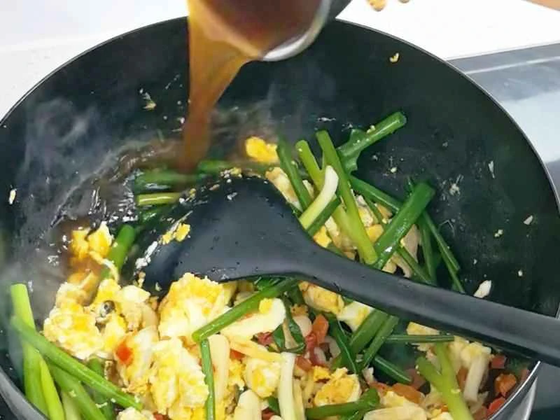 How to make pure milk hand-torn toast: Step 1