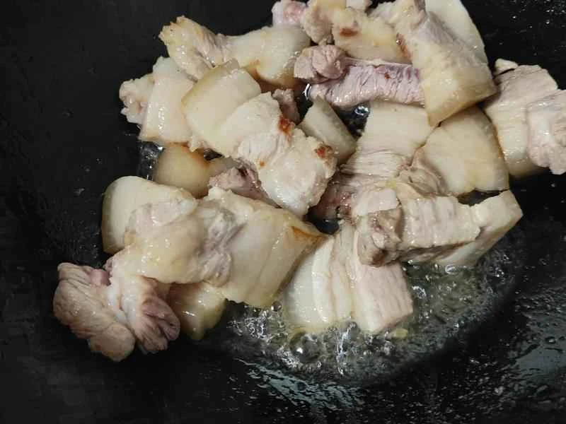 How to make pure milk hand-torn toast: Step 1