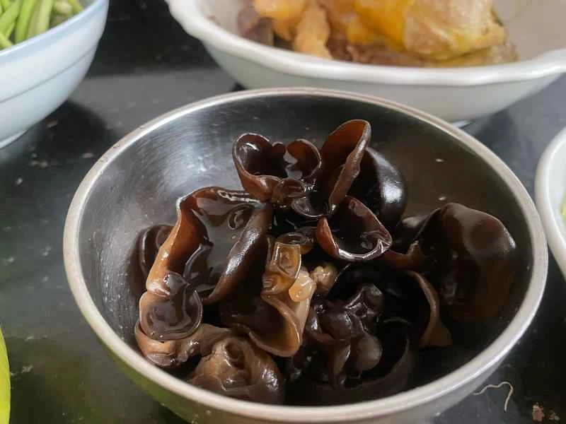 How to make pure milk hand-torn toast: Step 1