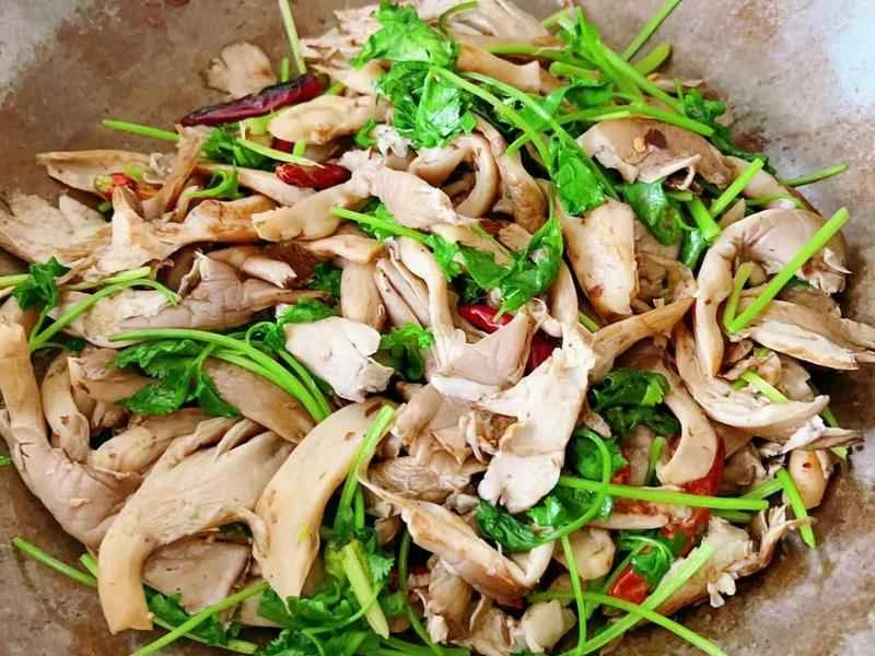 How to make pure milk hand-torn toast: Step 1