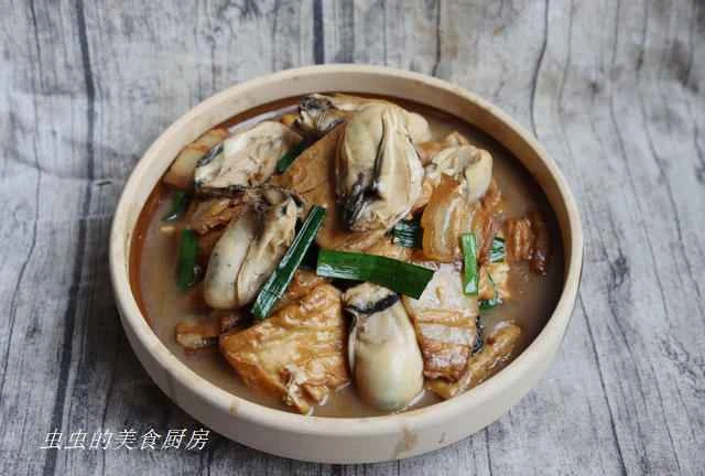A hearty and generous dish: Braised Oysters with Tofu Recipe
