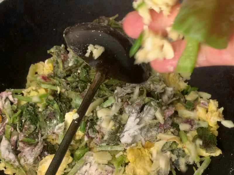 How to make pure milk hand-torn toast: Step 1