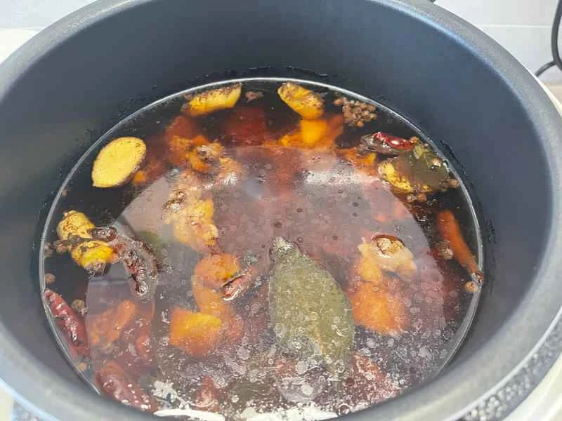 How to make pure milk hand-torn toast: Step 1