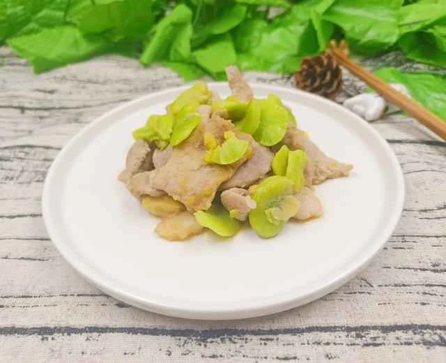 Quick and easy home-style dish: Stir-fried pork slices with fermented soybean paste