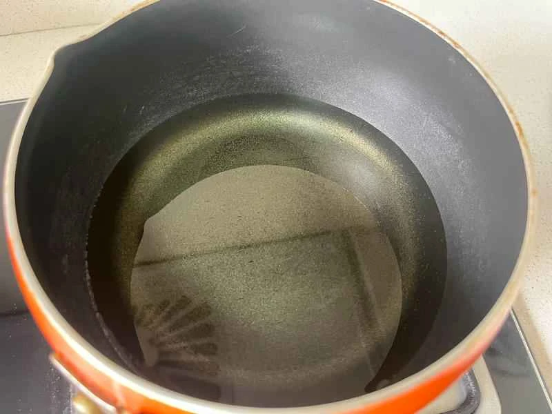 How to make pure milk hand-torn toast: Step 1