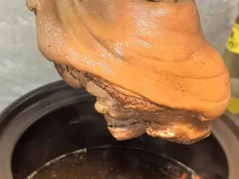 How to make pure milk hand-torn toast: Step 1