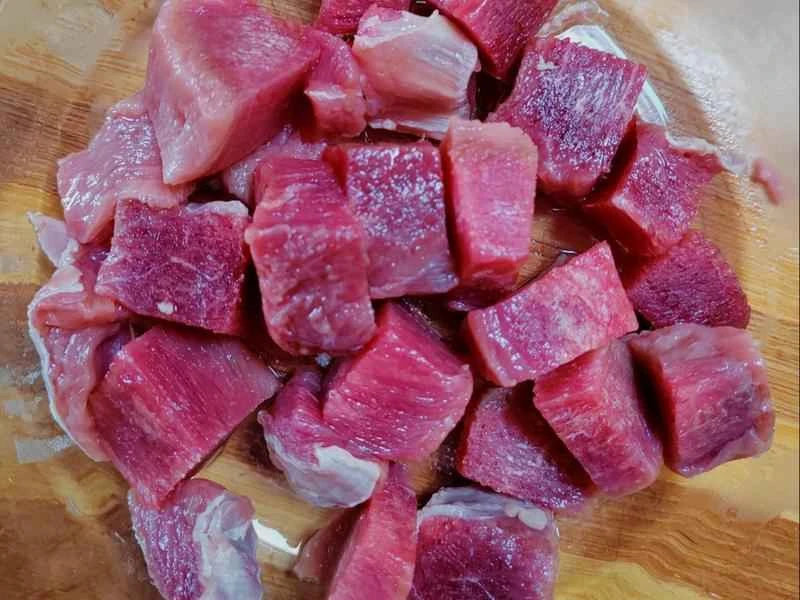 How to make pure milk hand-torn toast: Step 1