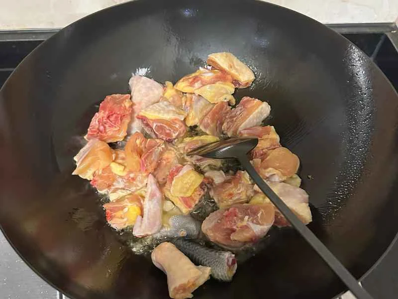 How to make pure milk hand-torn toast: Step 1