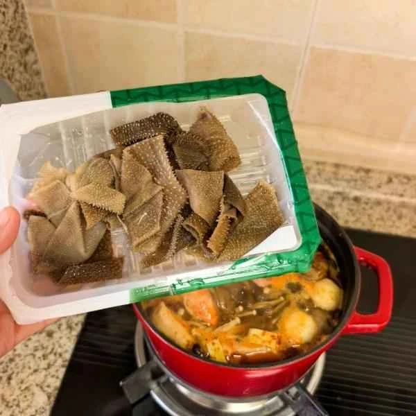 How to make pure milk hand-torn toast: Step 1